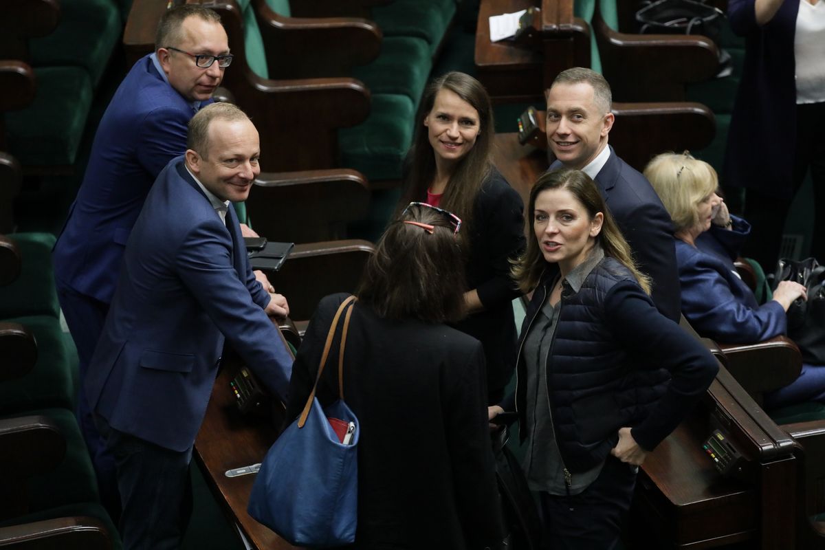 Sejm wznowił obrady w starym składzie. Niecodzienna sytuacja