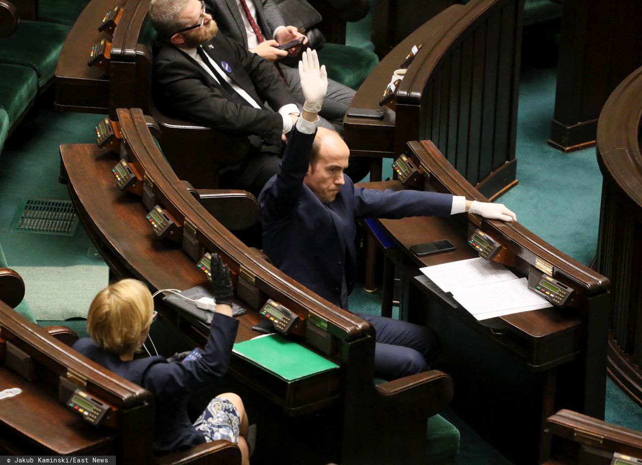 Sejm wznawia obrady. Spór o głosowanie korespondencyjne. [RELACJA NA ŻYWO]