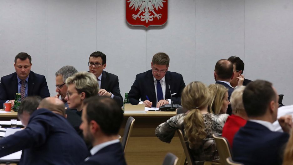 Przewodniczący sejmowej Komisji Sprawiedliwości Marek Ast i jego zastępcy: Tomasz Rzymkowski i Krzysztof Paszyk