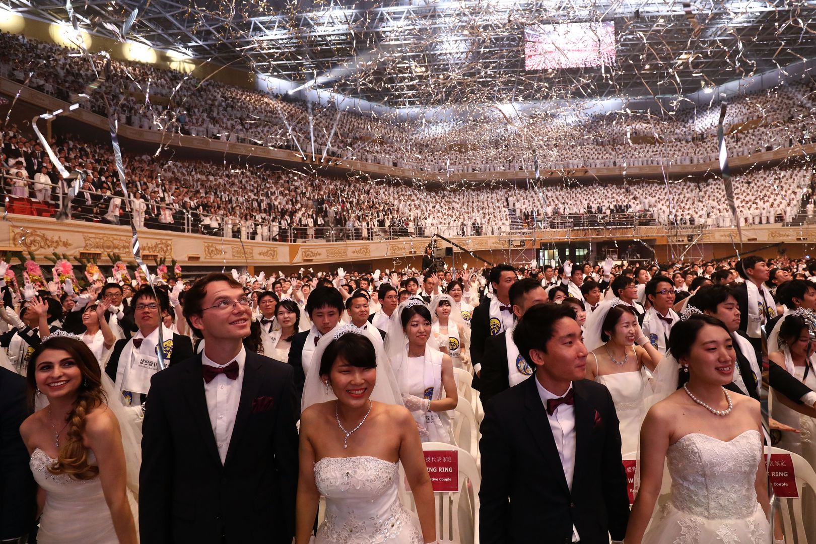 Ceremonia ślubna wyznawców Kościoła Zjednoczoniowego w Korei 