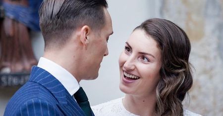 Gwiazdy „M jak miłość” wzięły ślub. W serialu nawet się nie znają, prywatnie są już małżeństwem. Piękne foto z ceremonii