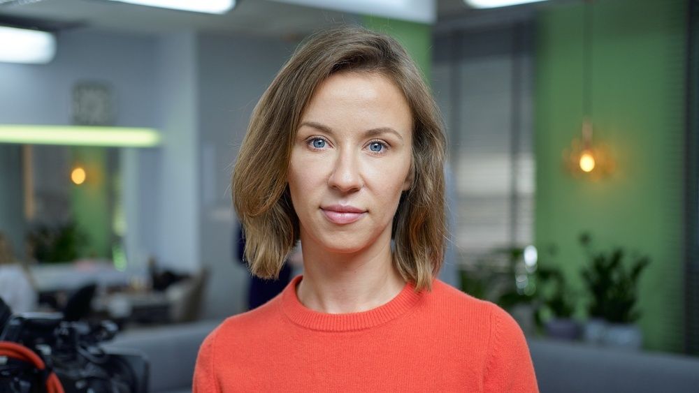 Zanieczyszczenie powietrza w Warszawie skłoniło kolejną aktorkę do pozwania władz. 