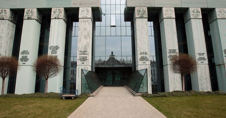 Sąd Najwyższy odrzucił kolejne protesty wyborcze.  Jeden dotyczył "nieobiektywnej działalności" TVP