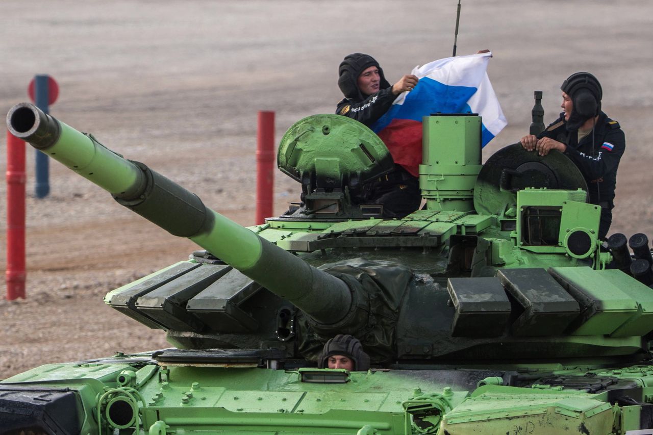 Rosja wzmacnia swój pancerny potencjał. Dywizje dostają zmodernizowane T-72
