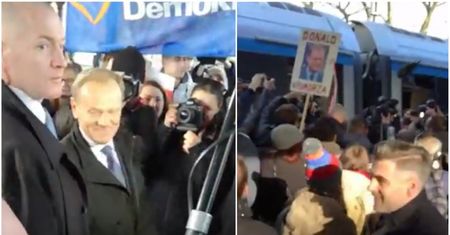 Donald Tusk w prokuraturze. Internet jest bezlitosny