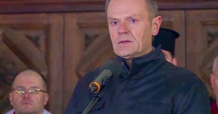W Gdańsku zebrały się tłumy dla Pawła Adamowicza. Wzruszony Donald Tusk przemówił