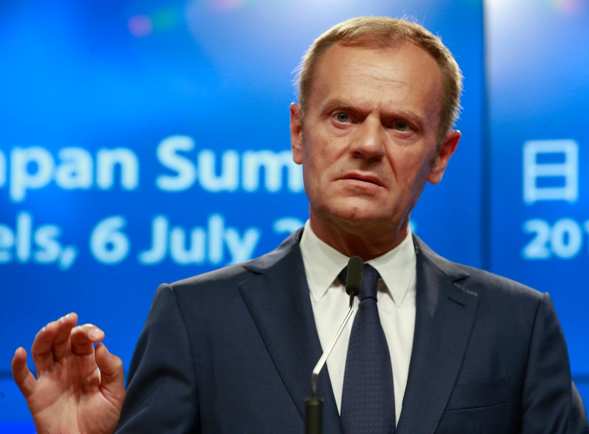 Donald Tusk uderzył psa swojej córki? Burza po wpisie polityka