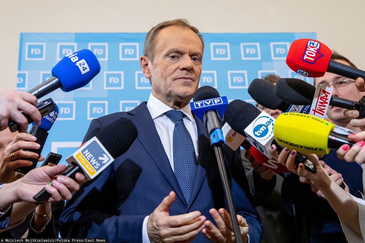 Donald Tusk analizuje sytuację przed wyborami prezydenckimi. "PiS już wie, że niedługo straci władzę"