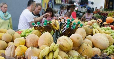 Rewolucja w stawkach VAT. Tańsze cytrusy, droższe owoce morza. Sprawdź inne zmiany