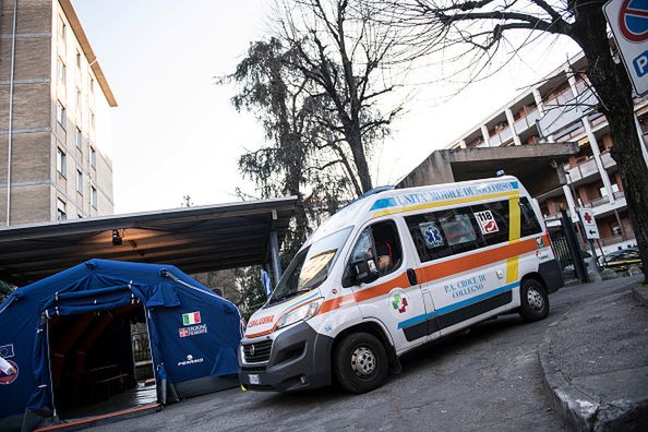 Koronawirus we Włoszech. Coraz więcej zarażonych osób. 