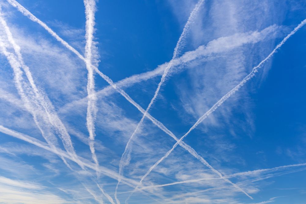 Zmiany klimatyczne wpłyną na lotnictwo. 