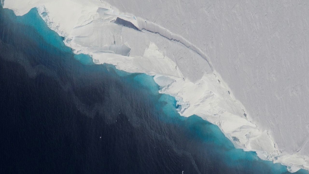 NASA: Topnienie lodowców nieodwracalne. Zmiany na Antarktydzie przyspieszyły