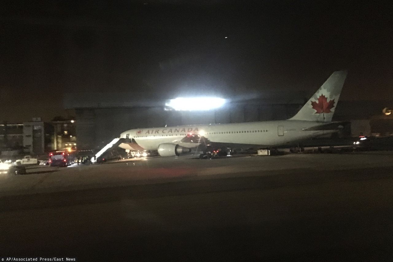 Madryt. Awaryjne lądowanie Boeinga 767 Air Canada. Nagranie trafiło do sieci