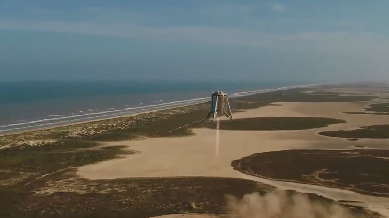 Elon Musk: SpaceX Starhopper widziany z drona. Oszałamiający lot [Zobacz wideo]