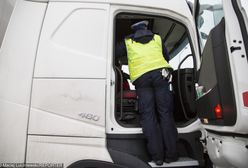 Miał 2,7 promila i kierował tirem. W szoferce leżały butelki po wódce