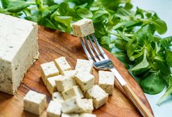 Tofu - przepisy na dania. Co to jest tofu? Ser tofu to dobra nazwa?