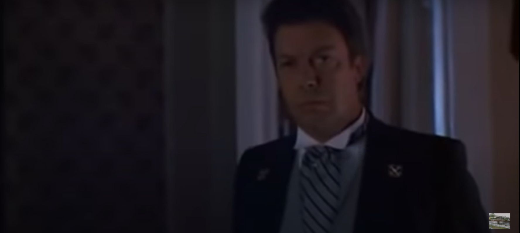 Tim Curry w filmie Kevin sam w Nowym Jorku
