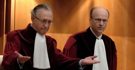 Prezes TSUE: Niestosowanie się do decyzji Trybunału to krok do wyjścia z UE