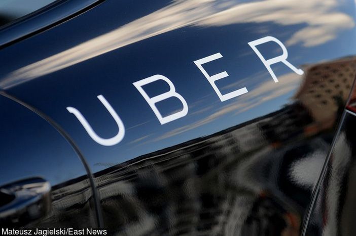 Uber chce dalszych testów autonomicznego auta. Wcześniej pojazd potrącił kobietę