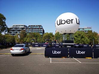 Uber nadal będzie mógł jeździć bez licencji. To efekt tarczy antykryzysowej