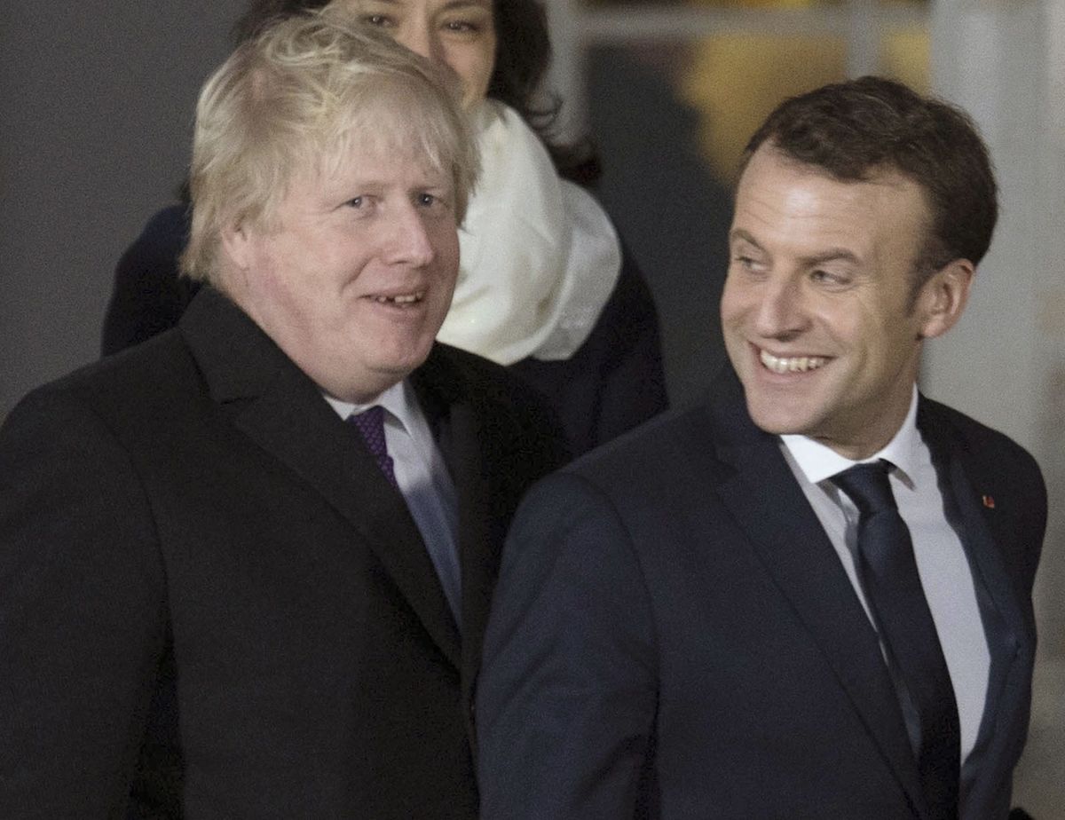 Johnson spotka się na "miłym ale szczerym" lunchu z Macronem w Paryżu