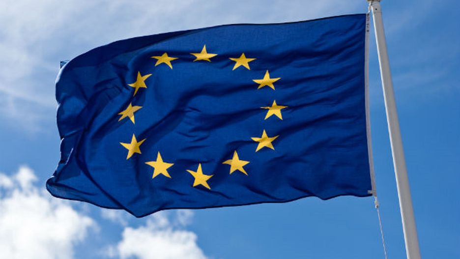 Decyzją prezydenta Puław Pawła Maja flaga Unii Europejskiej nie zawiśnie na ratuszu