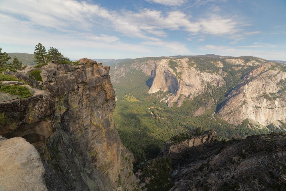 Tragedia w Parku Narodowym Yosemite. Para w trakcie oświadczyn zsunęła się ze skały