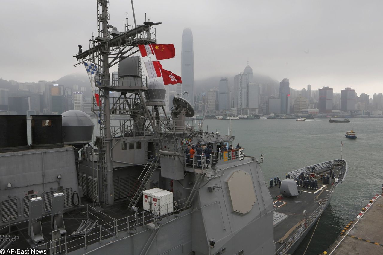 USA wysłały krążownik w rejon Cieśniny Tajwańskiej. Sygnał dla Chin