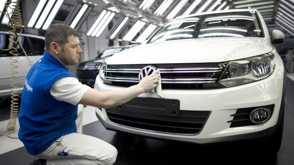 Przez epidemię nowego wirusa sytuacja motoryzacyjnych gigantów robi się dramatyczna.