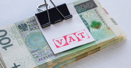 Zwrot VAT. Skarbówka mogłaby pomóc firmom, działając szybciej