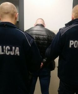 Przeszukali BMW w Inowrocławiu. W środku 12 tys. narkotykowych działek