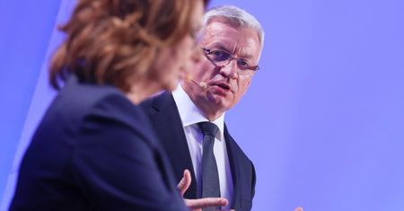 Debata PO. Ostre komentarze i żarty z kandydatów Platformy w sieci