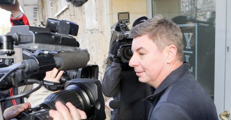 Wiek emerytalny podzielił polityków PO. Grabiec: "Zdrojewski spędził dużo czasu w Brukseli"