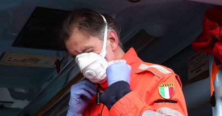 Koronawirus. Polacy wracają z ferii we Włoszech. Apel o zachowanie spokoju