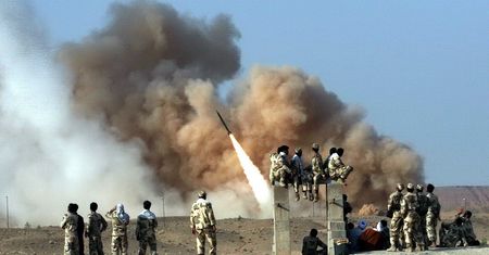 Irak. Co najmniej 13 pocisków spadło na bazę amerykańskich wojsk
