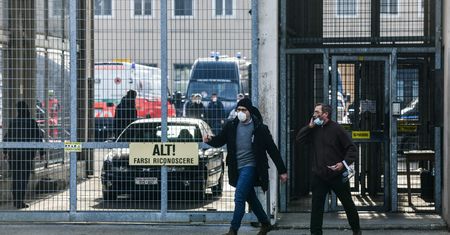 Koronawirus we Włoszech. 6 ofiar po zamieszkach w więzieniach