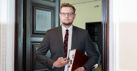 Media: 28-letni Michał Woś zostanie ministrem