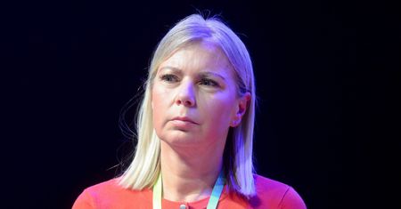 Elżbieta Bieńkowska wezwana do prokuratury. Chodzi o zatrzymania CBA
