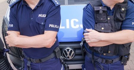 Byli policjanci oskarżeni. Chodzi o przyjmowanie łapówek