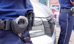 Interwencja w Poznaniu. Zatrzymany odgryzł funkcjonariuszowi palec