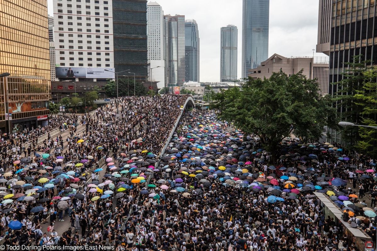 Strajk generalny w Hongkongu. Szefowa władz krytykuje protestujących