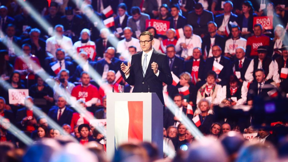Sondaż. Na zdjęciu premier Mateusz Morawiecki, lider rządu Zjednoczonej Prawicy.
