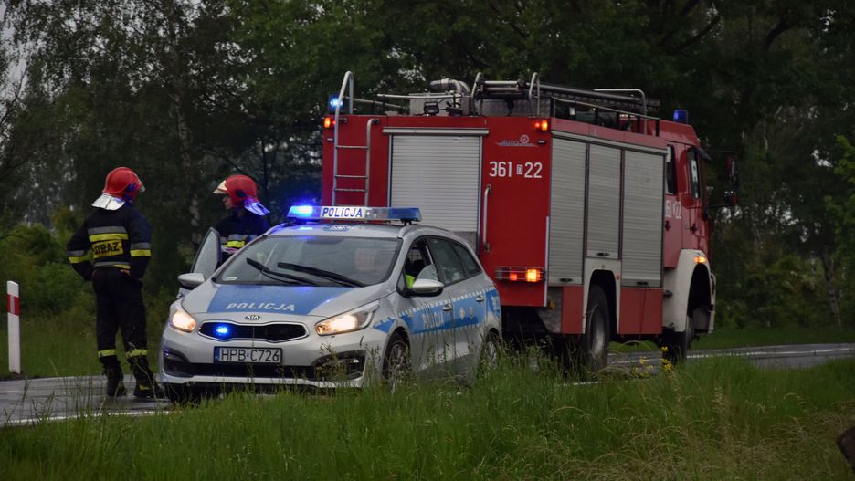 Pińczów. Wypadek motocyklisty.