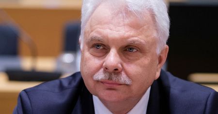 Koronawirus. Wiceminister zdrowia: Każdy oddział zakaźny powinien zbadać pacjenta z objawami