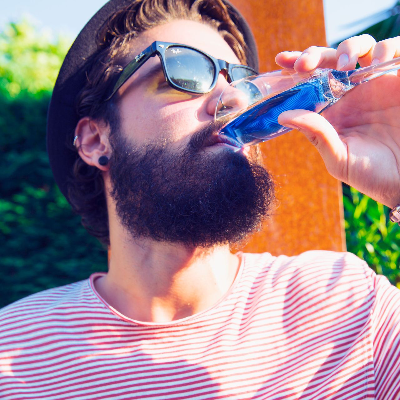 Niebieskie wino. Hit tegorocznego lata?