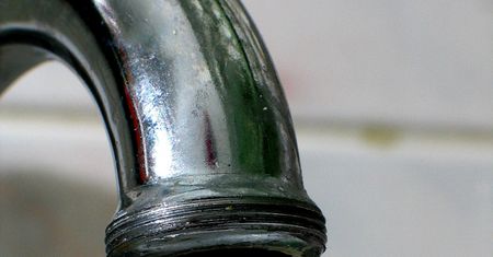 Bakterie coli na Śląsku. Mieszkańcy bez wody pitnej