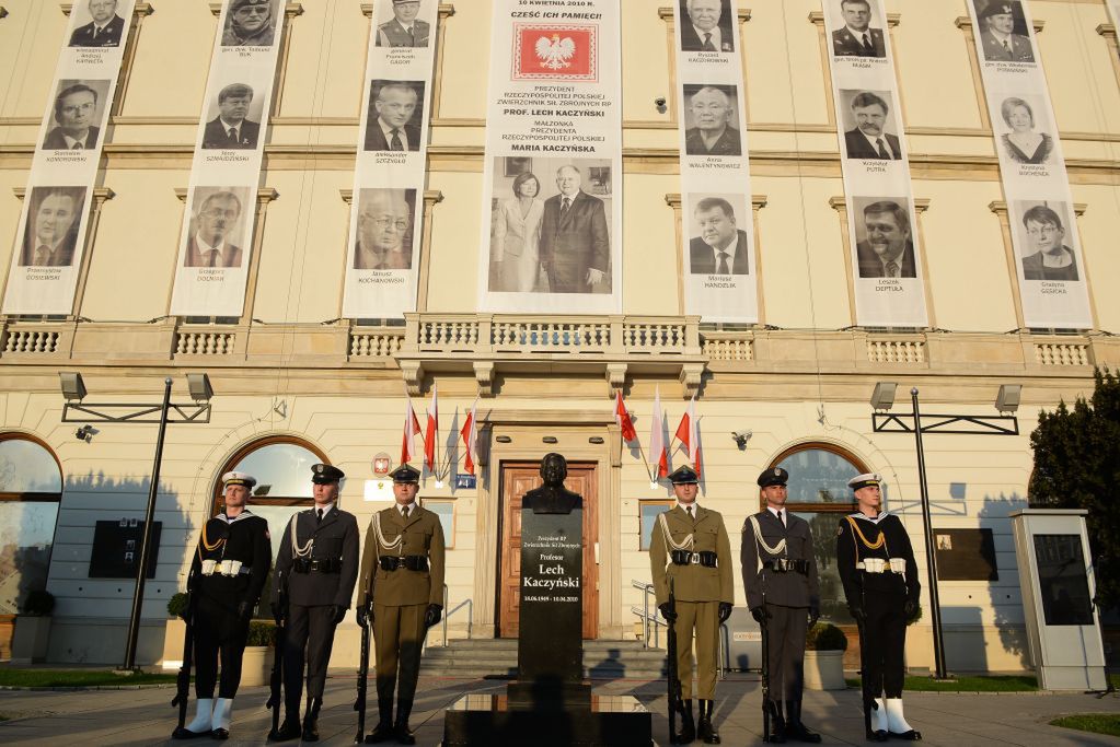 Urzędnik ratusza: pomnik Lecha Kaczyńskiego może zniknąć z Warszawy lada dzień