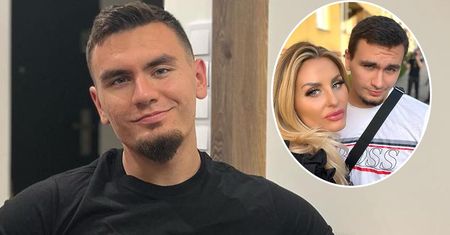 Conan Kaźmierski ściągnął koszulkę i pokazał mięśnie. To efekt 6 lat ciężkiej pracy. Po takim widoku fanki będą się do niego dobijały drzwiami i oknami