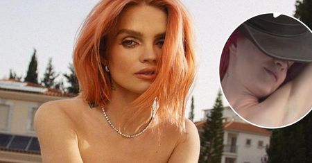 Margaret poszła na całość. Zrzuciła stanik, a nagie zdjęcie wrzuciła do sieci. Istny ósmy cud świata!