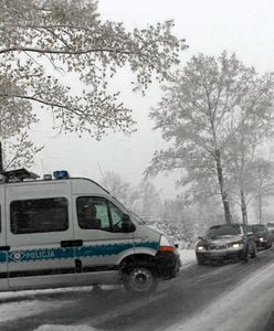 Śnieżyce, silny wiatr i zagrożenie lawinowe. Atak zimy w Tatrach